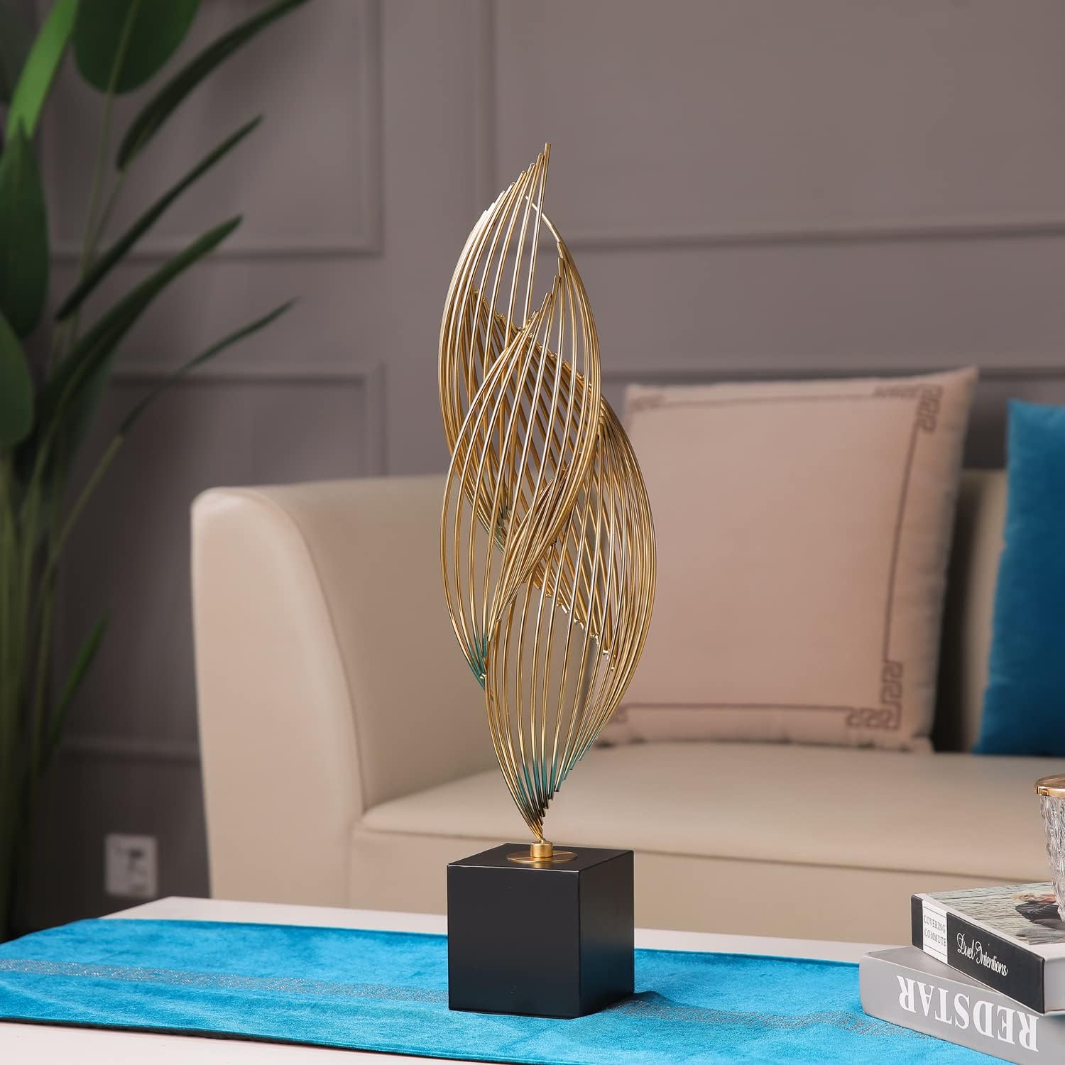 Luxury Modern Metal Sculpture